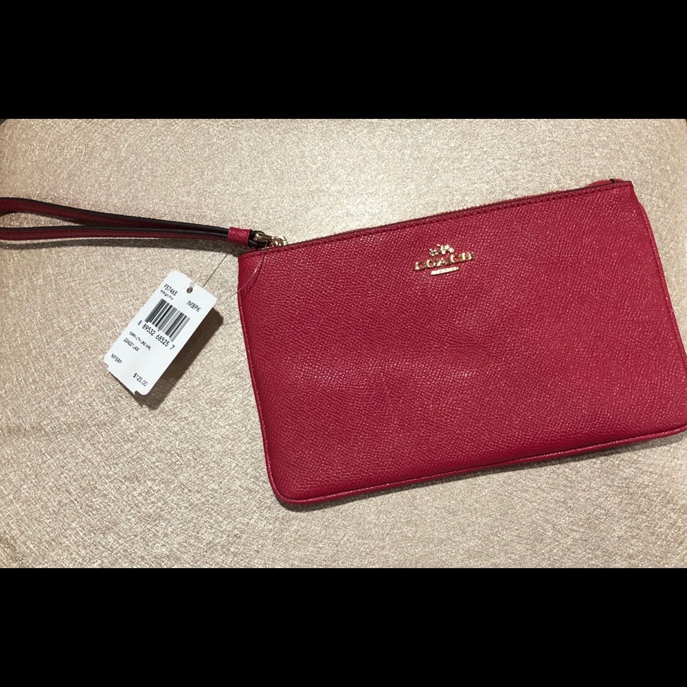Coach Wristlet!🔥👑